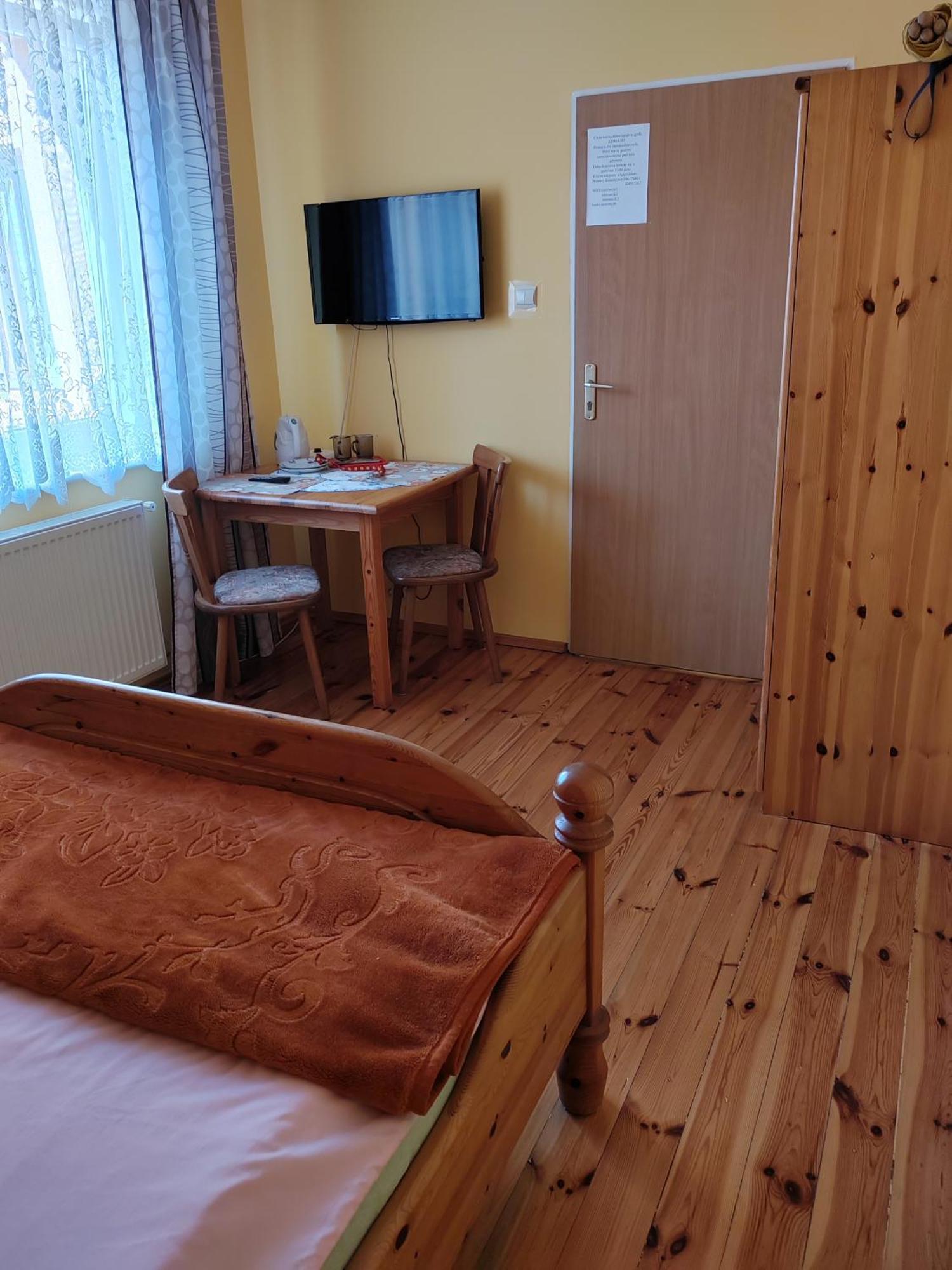 Pokoje Goscinne U Basi Mielno  Zewnętrze zdjęcie